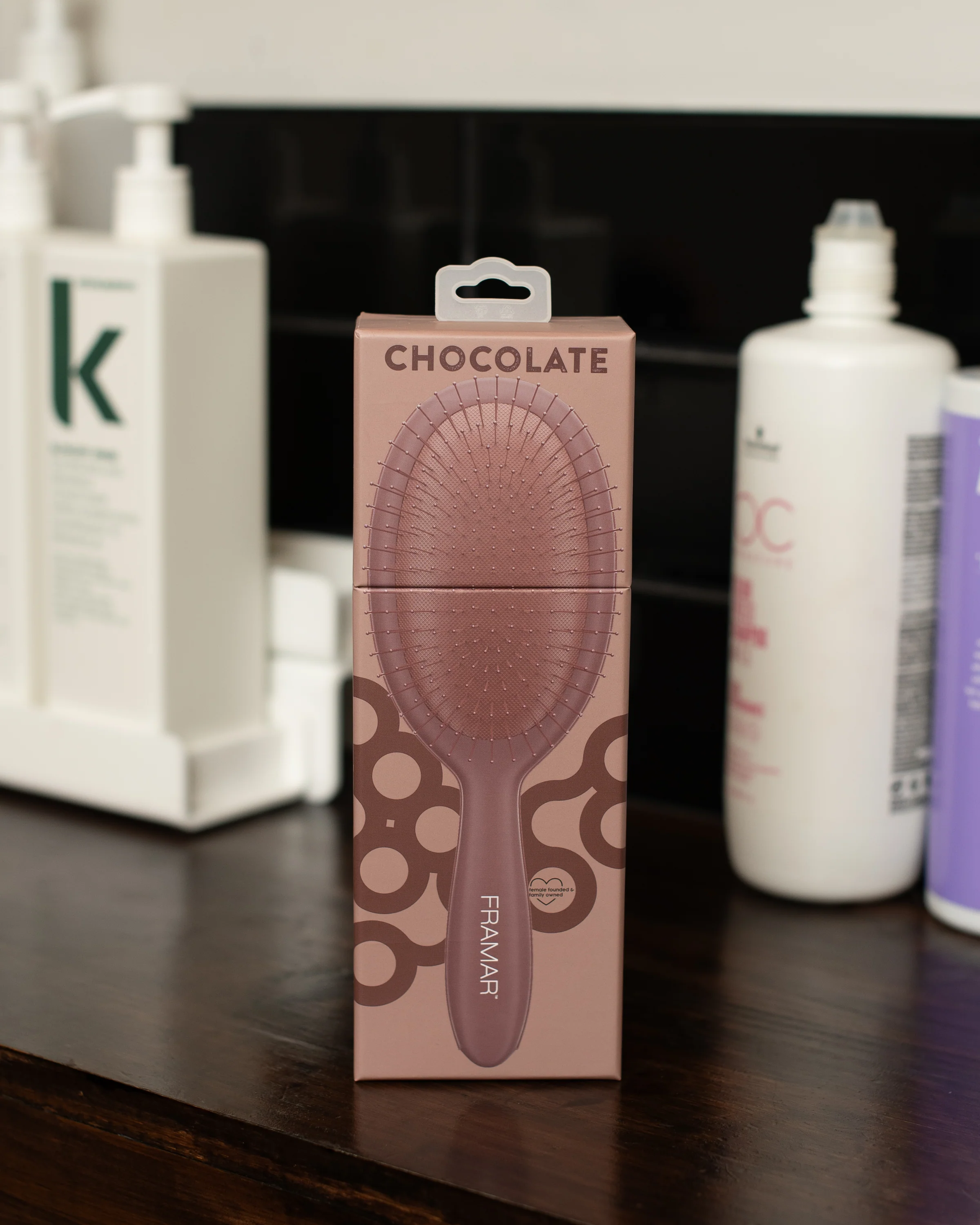 Chocolate - Detangle Brush - Image 2