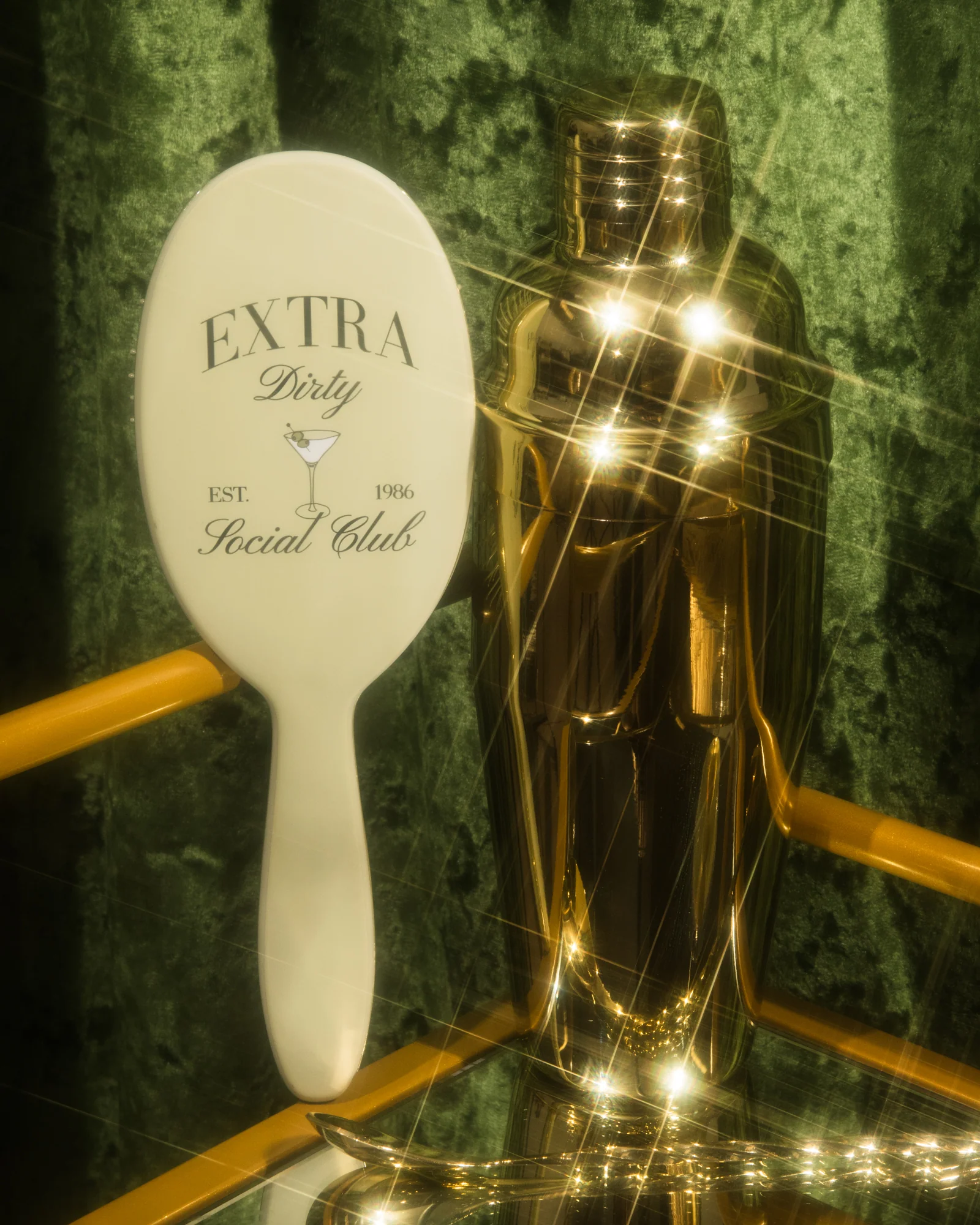 Extra Dirty Detangle Brush - Happy Hour - Image 4